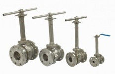 China PN16 Pressure 2PC Flange Cryogenic Ball Valve Anti Static Device Blow Out Proof Stem supplier